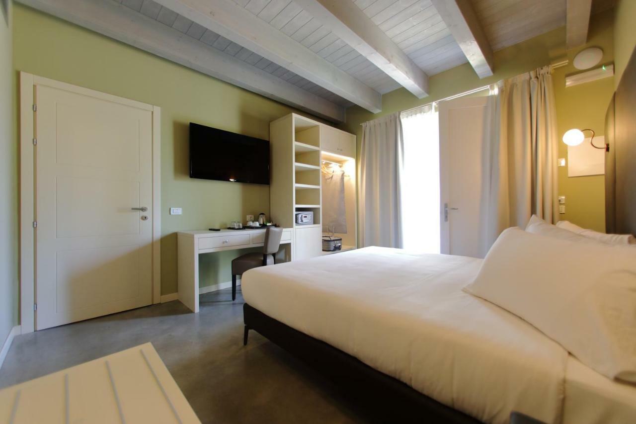 La Boheme Chambres لاتيزي المظهر الخارجي الصورة